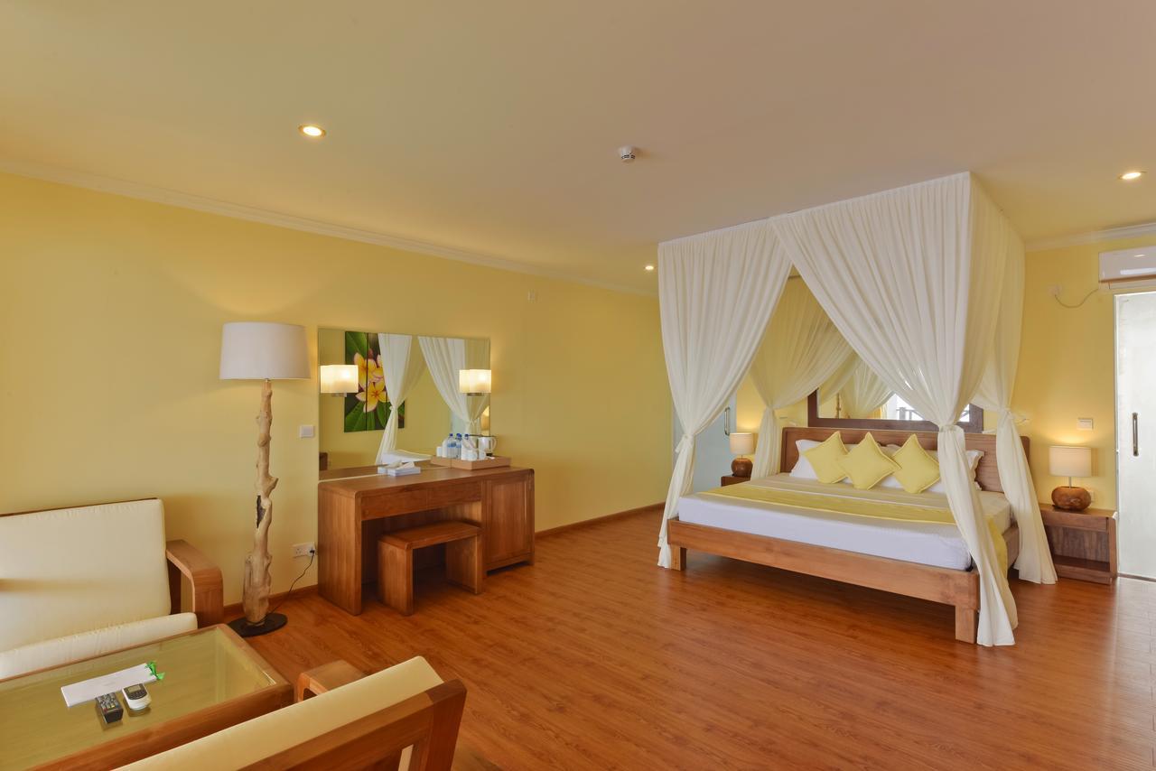 Dreamland Maldives Resort Finolhus Exterior photo