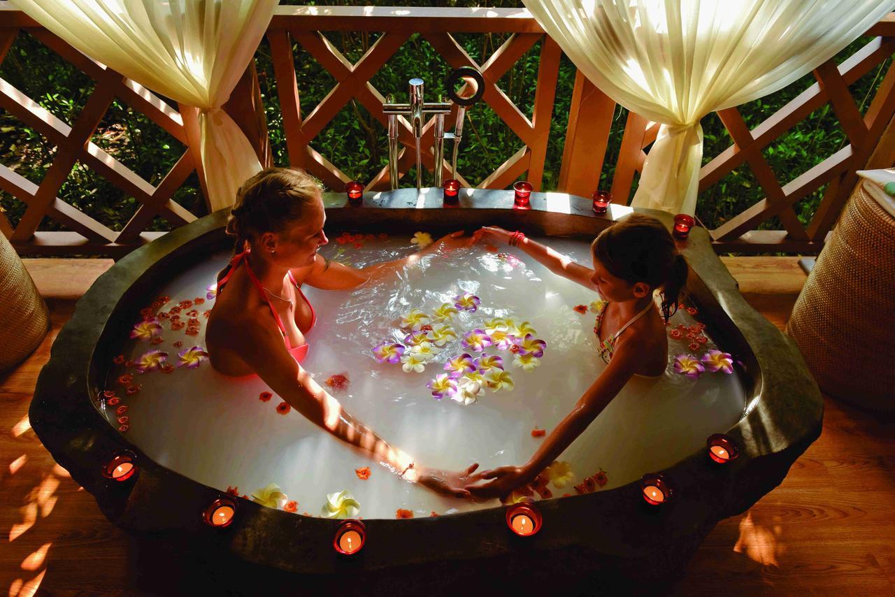 Dreamland Maldives Resort Finolhus Exterior photo